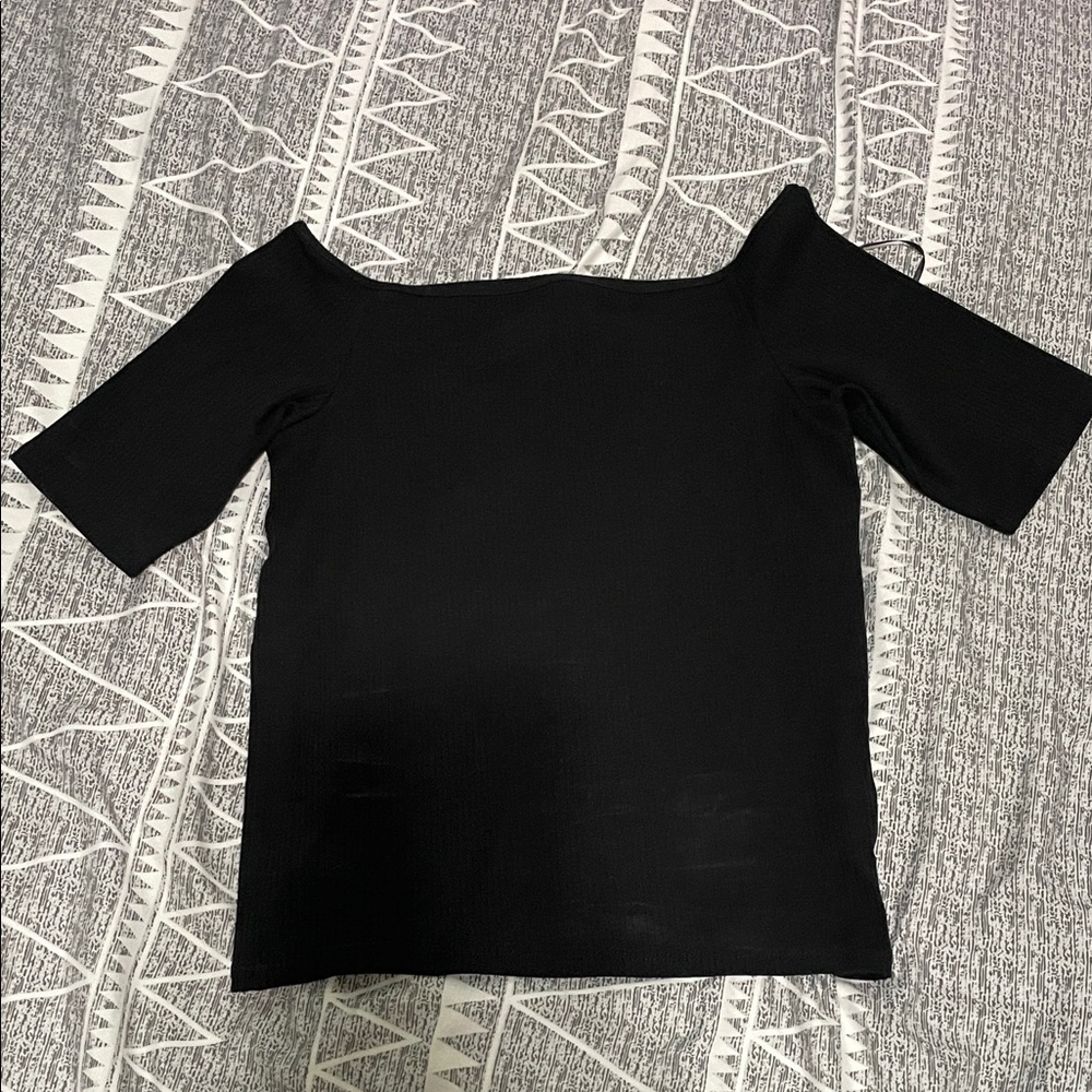 Madewell Black Off-Shoulder Short Sleeve Top